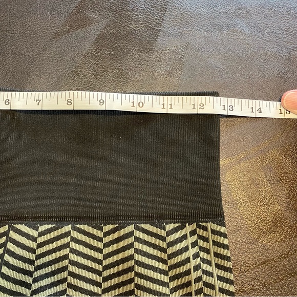 Lululemon In The Flow Crop II Leggings Seamless Ruched Side Chevron Print Sz 6 - Picture 7 of 10